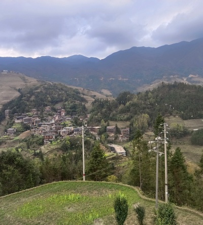 陽臺出現可見裂縫或者輕微下沉時重度加固需要針對性補